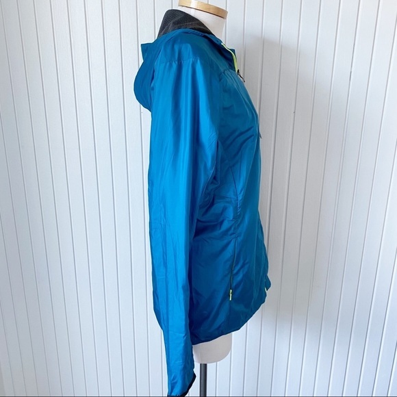 NWT Mizuno Blue Sapphire Heat Generating Hooded Jacket Coat Size XL - Picture 5 of 15